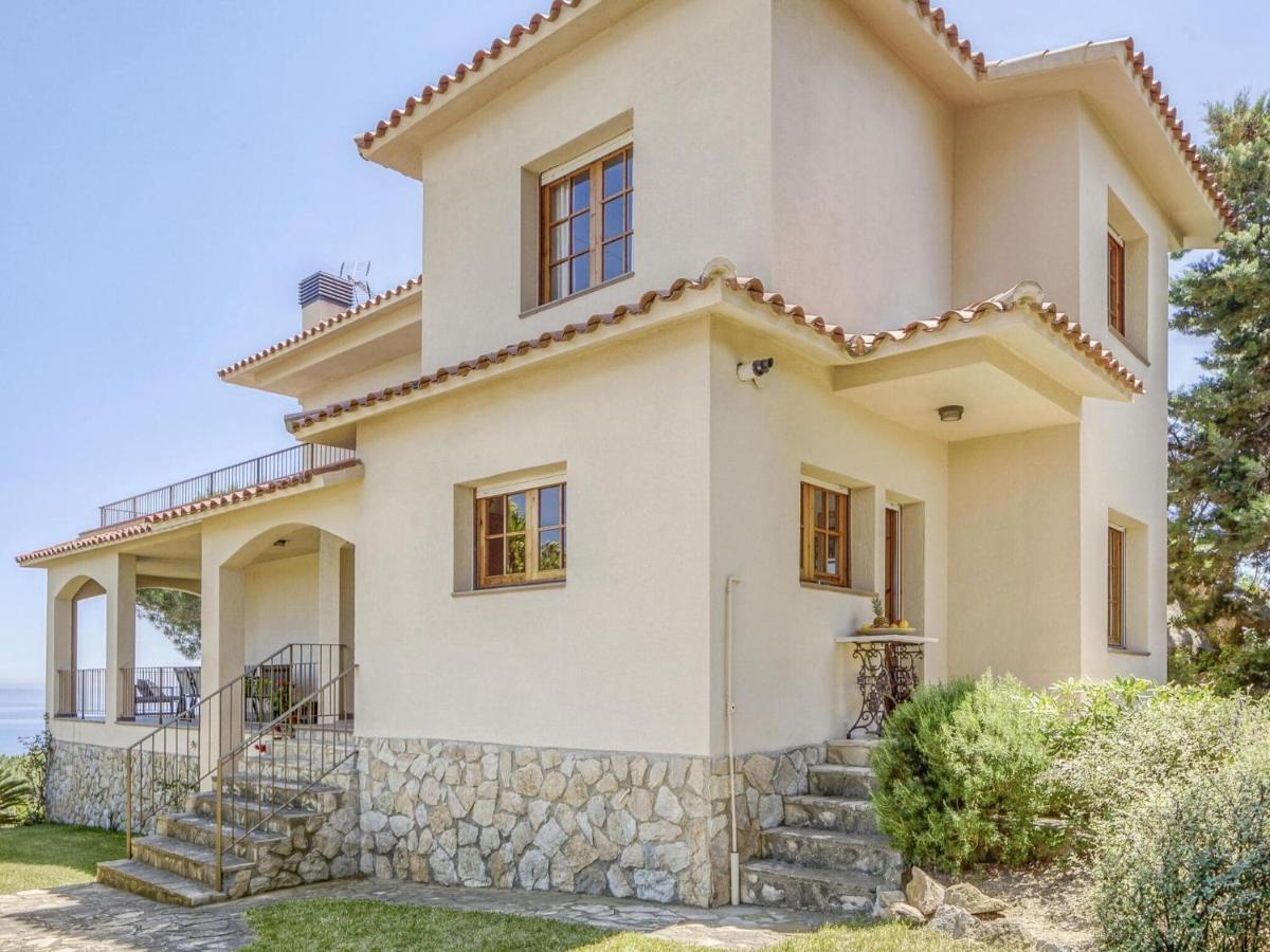 Belvilla By Oyo Villa In Arenys De Mar With Pool Екстер'єр фото